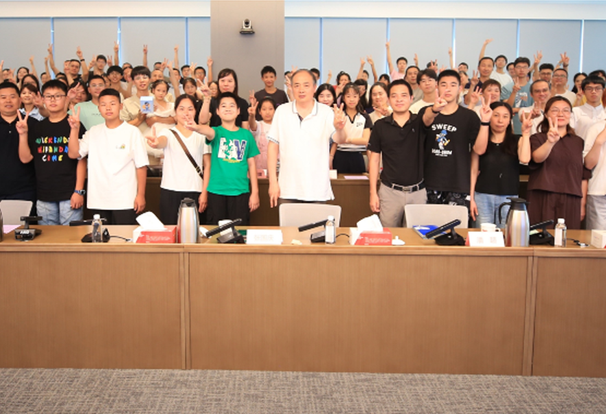 常州制藥廠家庭開放日 —— 一場(chǎng)充滿歡笑與感動(dòng)的“探秘”之旅！